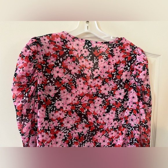 Bar III Floral Pink Semi Sheer Intricate Sleeve Detail Blouse Women’s Size Med - Picture 2 of 10